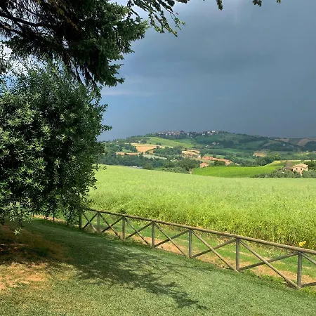 Corte Campioli & Country House 4* Barchi