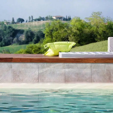Corte Campioli & Country House Aparthotel 4*